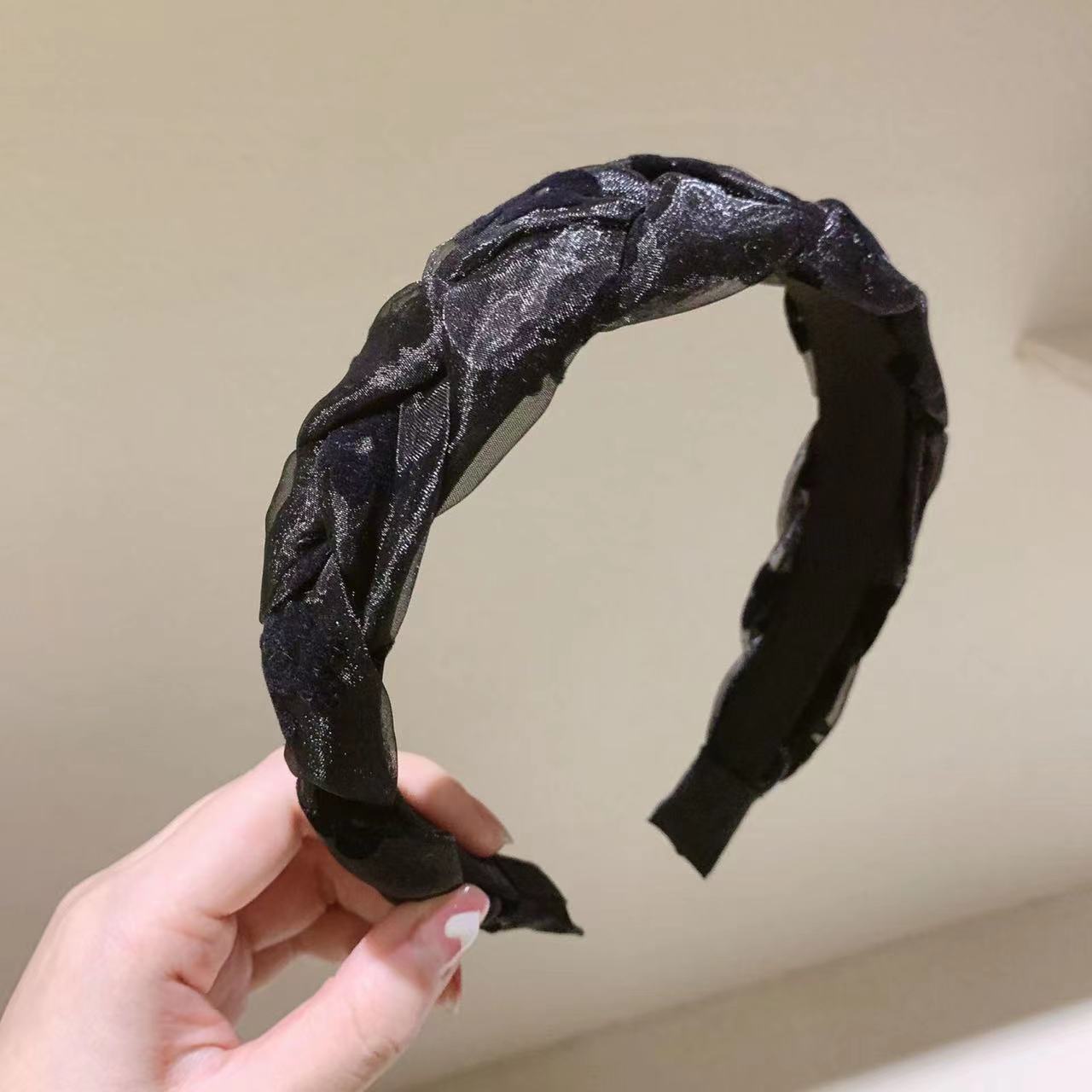Wholesale Anti-slip toothed braid headband retro French hairpin headband